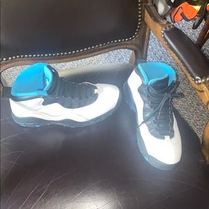 Powder blue 10’s